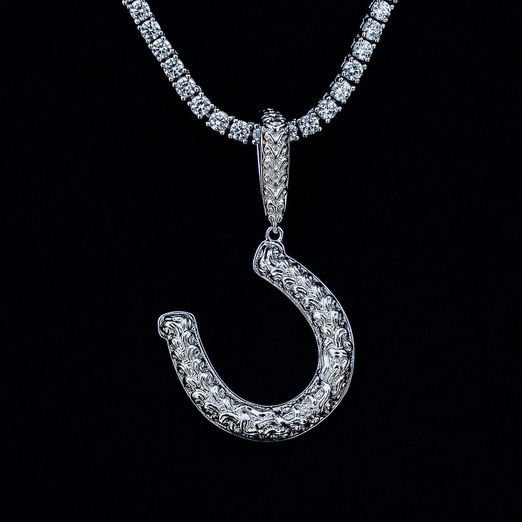 Simple Horseshoe Pendant in White Gold